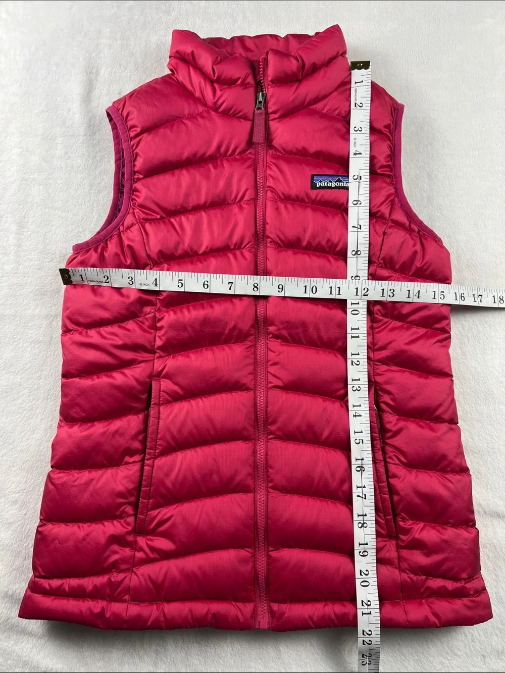 Patagonia Girls Down Sweater Vest Puffer Girls MEDIUM (10)
